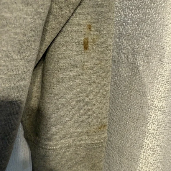 Distressed North Face Men's Gray Hoodie - Picture 4 of 4